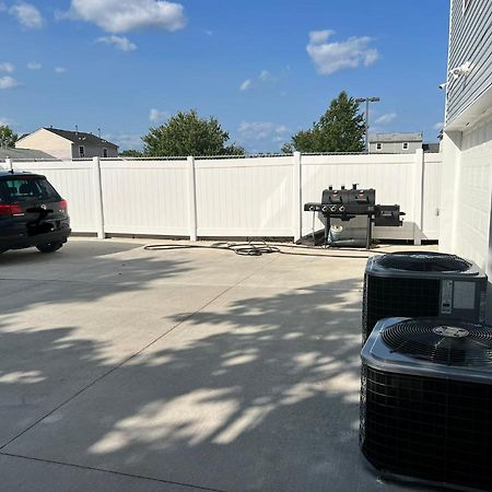 Luxury **Cozy• 2 Bedroom 2 Min. From Ewr / Newark Downtown Buitenkant foto
